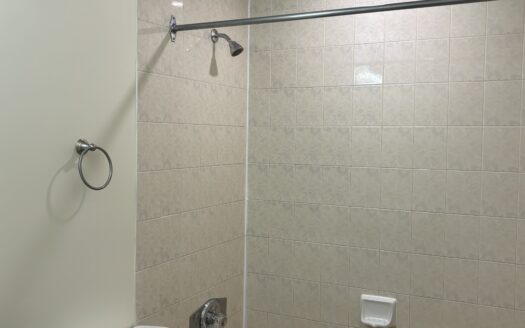 249 Windmill Road | Waterfront 2-Bedroom | Harbourshore Apartments (Unit 416) $1,795/Month – Available December 3rd, 2026