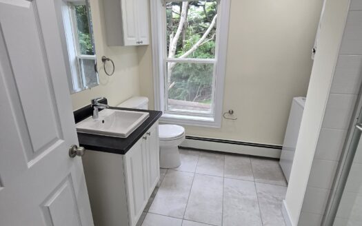 Bright 1-Bedroom Main Level Flat | 11 Shore Avenue (Unit B) $1,795/Month – Available NOW or October 1st, 2026