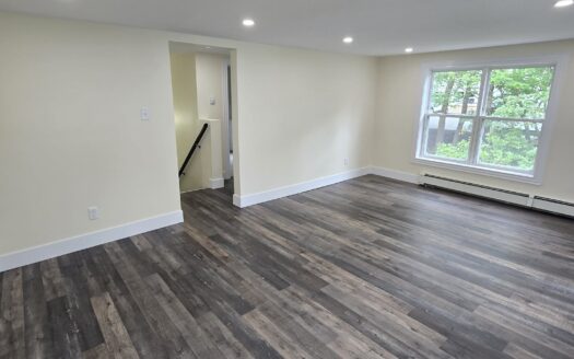 Bright 1-Bedroom Main Level Flat | 11 Shore Avenue (Unit B) $1,795/Month – Available NOW or October 1st, 2026