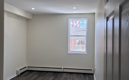249 Windmill Road | Waterfront 2-Bedroom | Harbourshore Apartments (Unit 448) $1,795/Month – Available December 15th, 2026