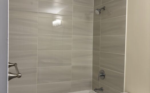 249 Windmill Road | Fully Renovated Waterfront 1-Bedroom | Harbourshore Apartments (Unit 628) $1,595/Month – Available November 1st, 2026