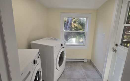Bright 2-Bedroom Flat | 11 Shore Avenue (Unit A) $1,995/Month – Available NOW or December 1st, 2026